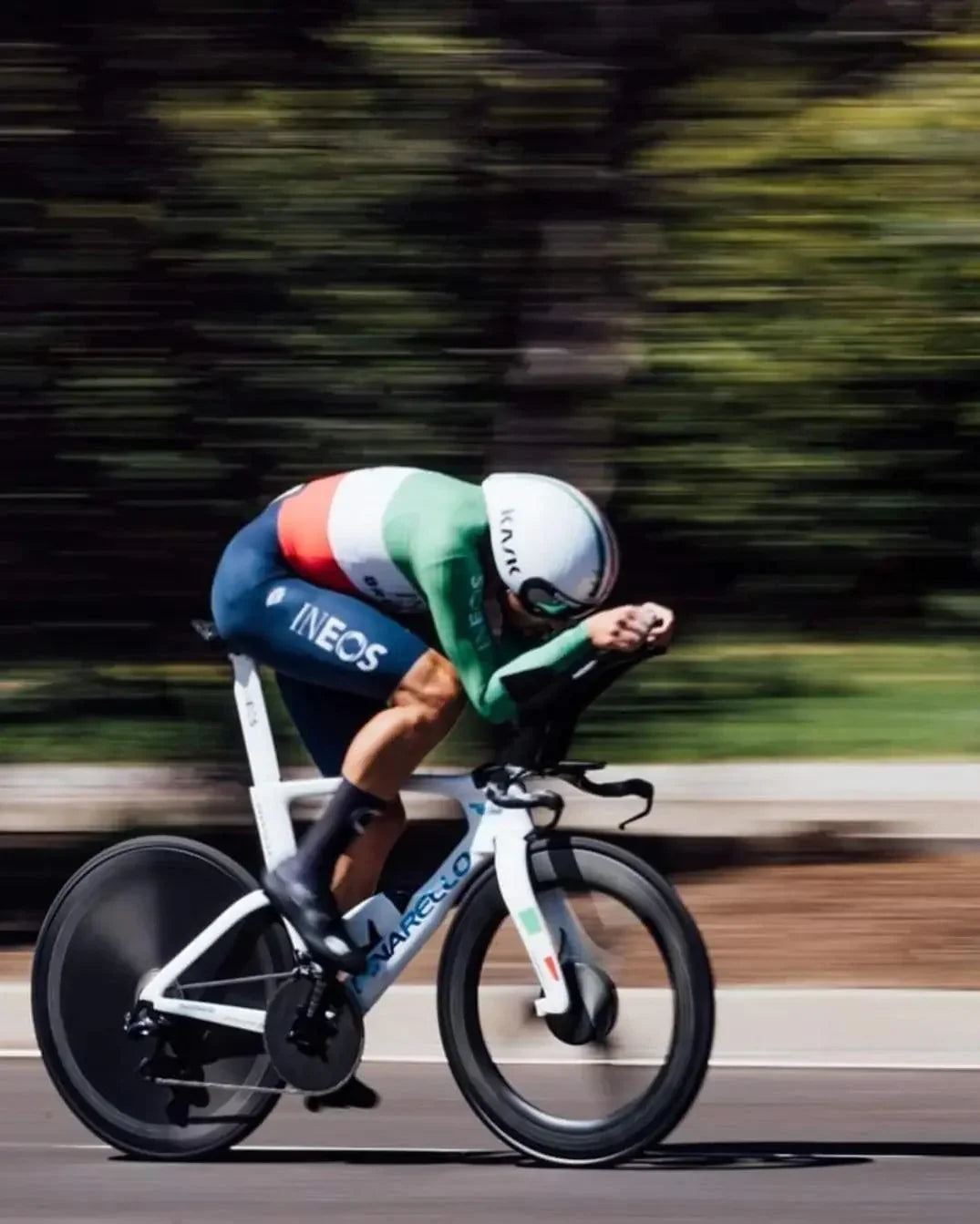 endurance & power, boost VO2 max, reduce fatigue, produce up to 15% more watts.