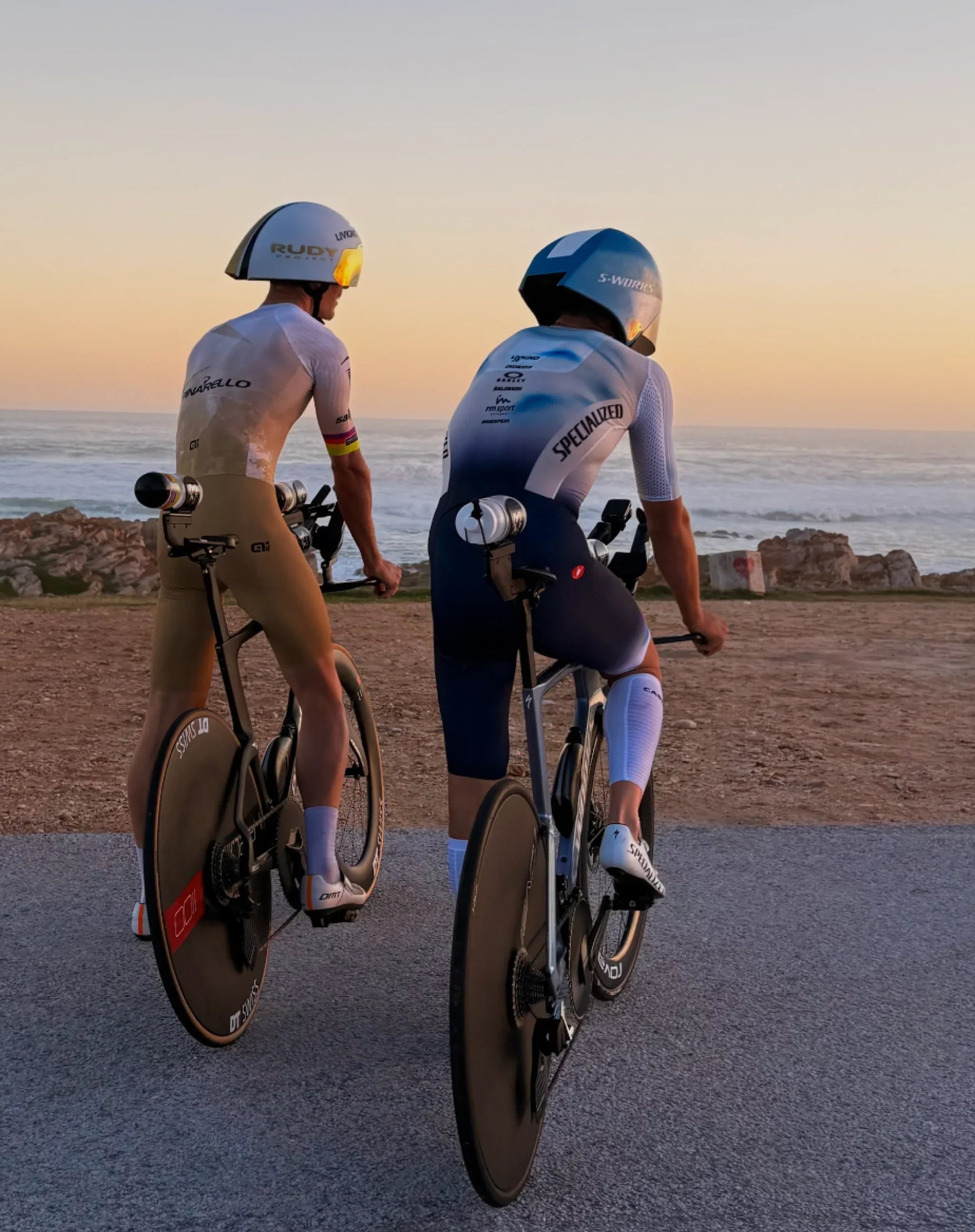 Cyclists training at sunset with stamox beetroot powder for endurance and recovery
