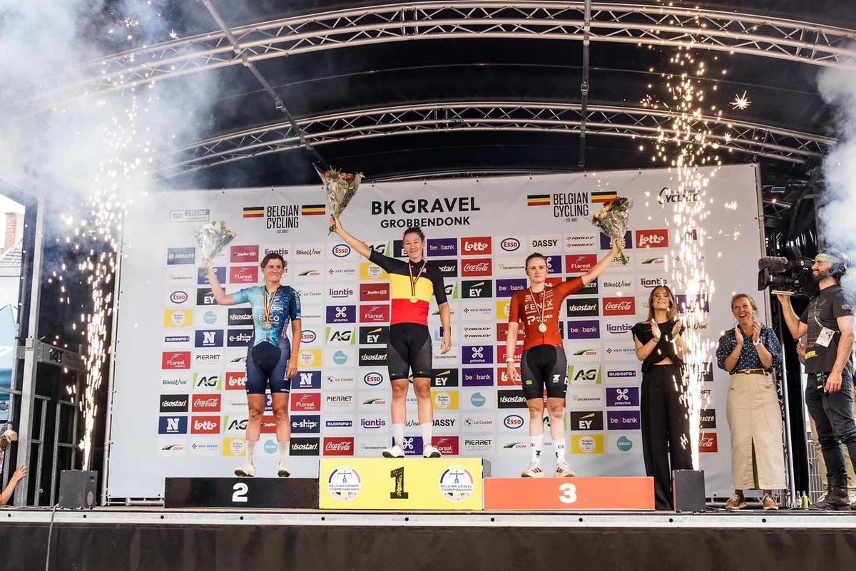 Cyclists on BK Gravel podium, enhancing VO2 max with stamox beetroot sport nutrition.