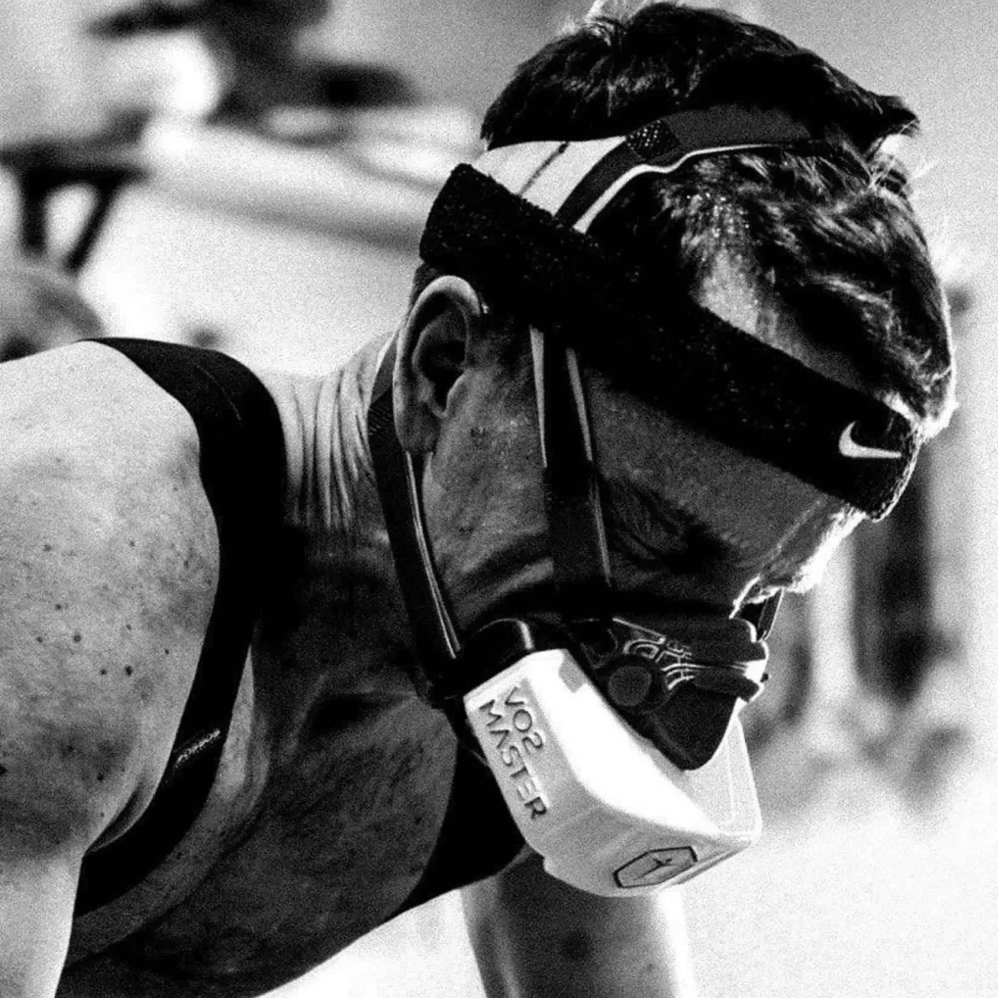 Athlete wearing a VO2 Master mask for stamina and sport nutrition testing.